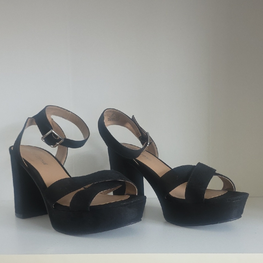 Sun & Stone Black Suede Block  Heel Sandals